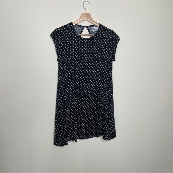 Urban Outfitters Floral Dress size xs - Picture 1 of 10